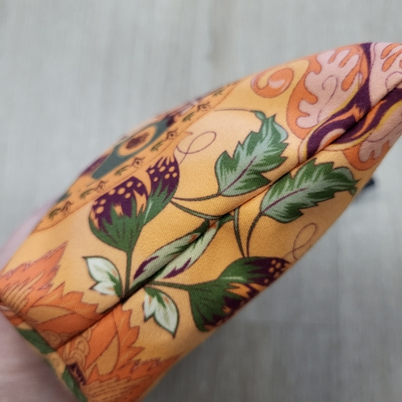 ⭐️ 5/$25 Celestial Makeup Bag Cosmetic Case New - Picture 2 of 4